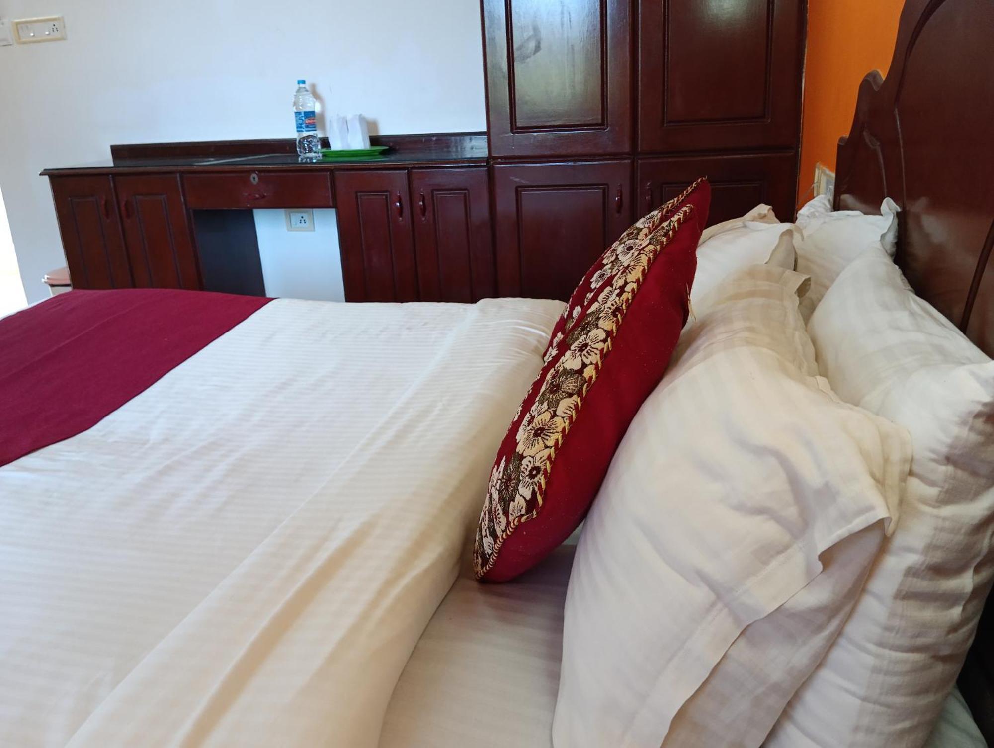 Vedantha Inn 코발람비치 외부 사진